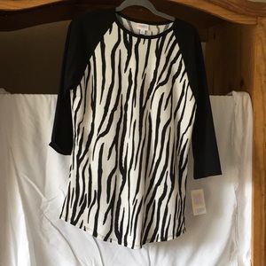 LuLaRoe Randy top
